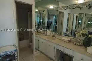 20515 E Country Club, Aventura, FL 33180 - Photo 6