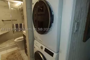 20515 E Country Club, Aventura, FL 33180 - Photo 12