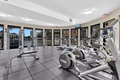 20515 E Country Club #2047, Aventura, FL 33180 - Photo 26