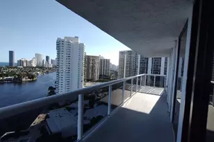 20515 E Country Club, Aventura, FL 33180 - Photo 14