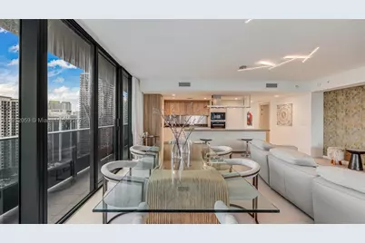 1000 Brickell #3002, Miami, FL 33131 - Photo 24
