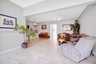 1943 Monroe #310D, Hollywood, FL 33020 - Photo 16