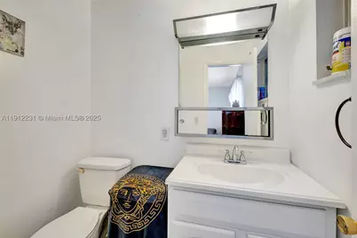 1943 Monroe #310D, Hollywood, FL 33020 - Photo 12