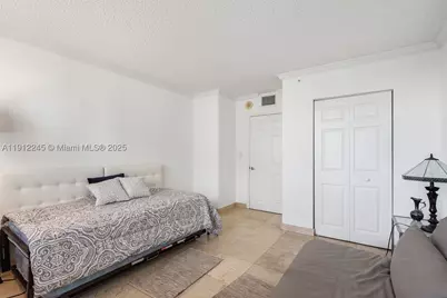 1155 Brickell Bay #2708, Miami, FL 33131 - Photo 14