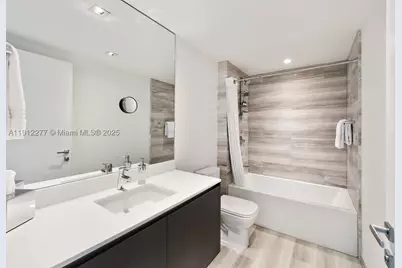 1451 Brickell #2405, Miami, FL 33131 - Photo 10
