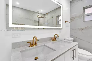 5850 NE 3rd, Miami, FL 33137 - Photo 32