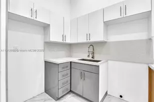 5850 NE 3rd, Miami, FL 33137 - Photo 36