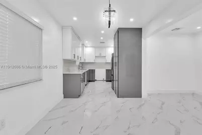 5850 NE 3rd, Miami, FL 33137 - Photo 18