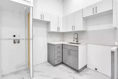 5850 NE 3rd, Miami, FL 33137 - Photo 34