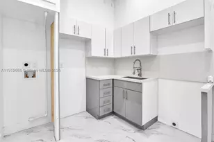 5850 NE 3rd, Miami, FL 33137 - Photo 34