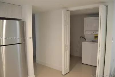 9375 Fontainebleau #L122, Miami, FL 33172 - Photo 8