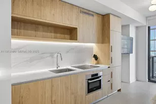 11 NE 6th, Miami, FL 33132 - Photo 6