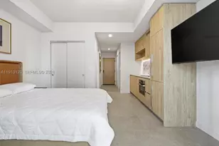 11 NE 6th, Miami, FL 33132 - Photo 10