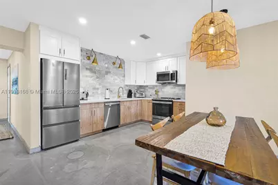 1012 NE 2nd, Hallandale Beach, FL 33009 - Photo 22