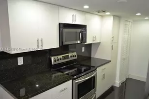 290 174th, Sunny Isles Beach, FL 33160 - Photo 1