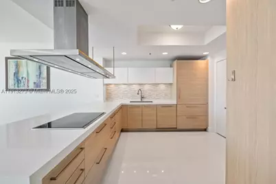 17301 Biscayne #811, North Miami Beach, FL 33160 - Photo 10