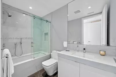 17975 Collins #N-602, Sunny Isles Beach, FL 33160 - Photo 28