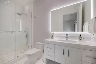 2760 Brickell #2760, Miami, FL 33129 - Photo 22