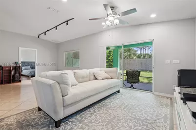 1924 SW Jamesport, Port Saint Lucie, FL 34953 - Photo 4