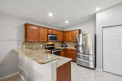 1924 SW Jamesport, Port Saint Lucie, FL 34953 - Photo 14
