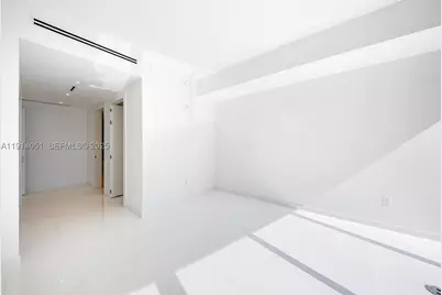 300 Biscayne Boulevard #3506W, Miami, FL 33131 - Photo 20