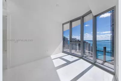 300 Biscayne Boulevard #3506W, Miami, FL 33131 - Photo 26