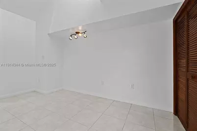 20215 W Oak Haven, Miami, FL 33179 - Photo 70
