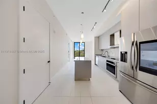 1030 15th, Miami Beach, FL 33139 - Photo 12