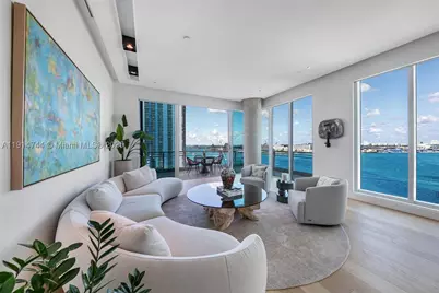 900 Brickell Key #1403, Miami, FL 33131 - Photo 20