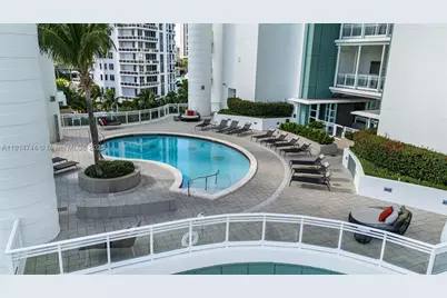 900 Brickell Key #1403, Miami, FL 33131 - Photo 28