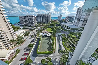 900 Brickell Key #1403, Miami, FL 33131 - Photo 26