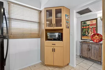 115 Royal Park #2C, Oakland Park, FL 33309 - Photo 8