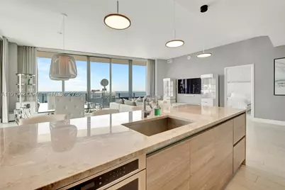 1300 S Miami #PH5001, Miami, FL 33130 - Photo 24