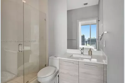 1300 S Miami #PH5001, Miami, FL 33130 - Photo 36