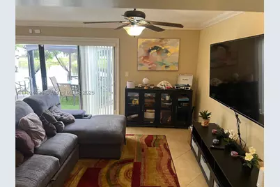 9894 Fairway Cove, Plantation, FL 33324 - Photo 8