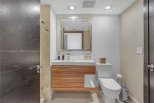 465 Brickell, Miami, FL 33131 - Photo 32