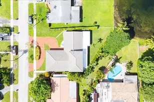 1961 NE 188th, Miami, FL 33179 - Photo 4