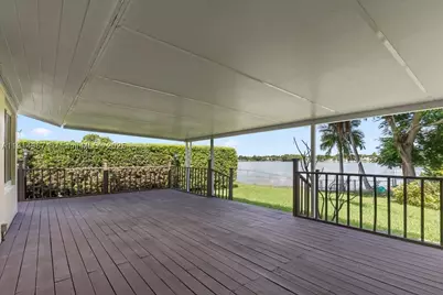 1961 NE 188th, Miami, FL 33179 - Photo 44