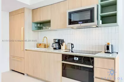 159 NE 6th #3004, Miami, FL 33132 - Photo 18