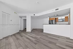 300 S Biscayne, Miami, FL 33131 - Photo 18