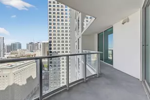 300 S Biscayne, Miami, FL 33131 - Photo 20
