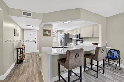 2521 NW 104th #203, Sunrise, FL 33322 - Photo 8