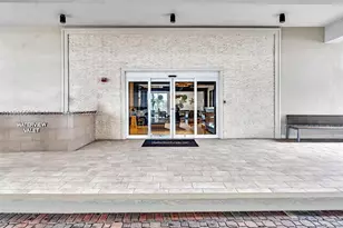 20515 E Country Club, Aventura, FL 33180 - Photo 24