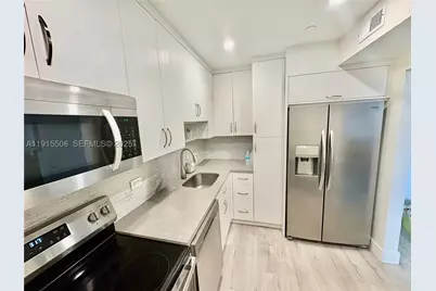 20515 E Country Club #147, Aventura, FL 33180 - Photo 18