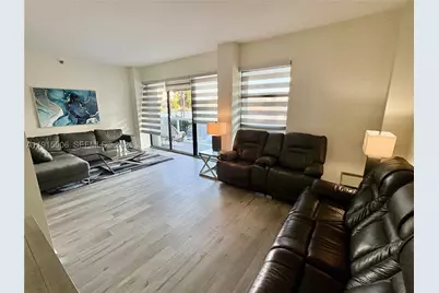 20515 E Country Club #147, Aventura, FL 33180 - Photo 2