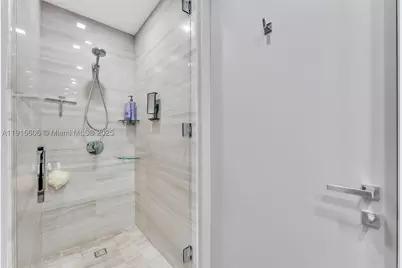 18975 Collins #1002, Sunny Isles Beach, FL 33160 - Photo 28