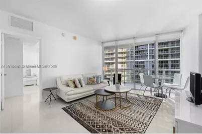 495 Brickell #2206, Miami, FL 33131 - Photo 4