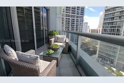 495 Brickell #2206, Miami, FL 33131 - Photo 18