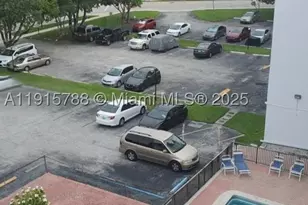 250 180th, Sunny Isles Beach, FL 33160 - Photo 4