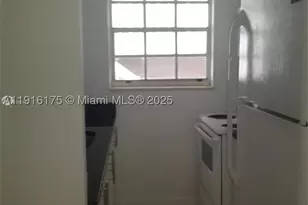 1526 Pennsylvania, Miami Beach, FL 33139 - Photo 4